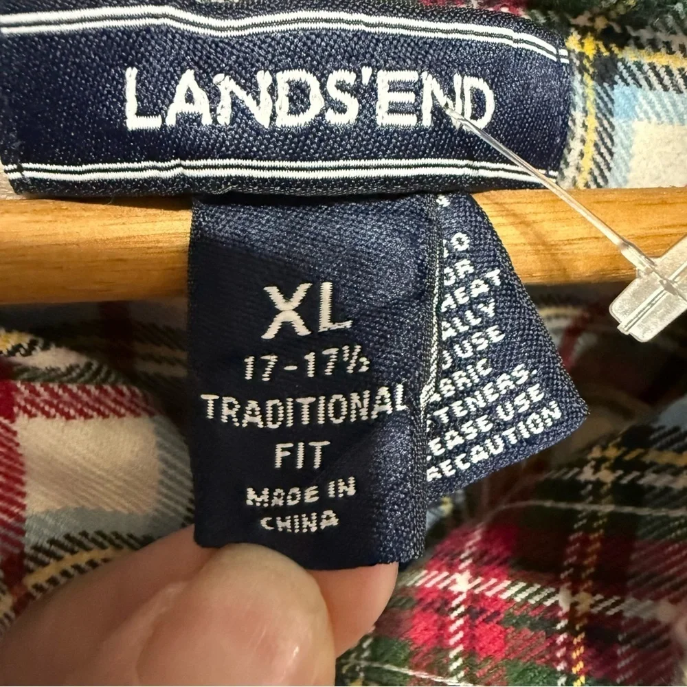 Lands' End Red Green Plaid Long Sleeve Button Up Men’s XL 17/17.5 100% Cotton